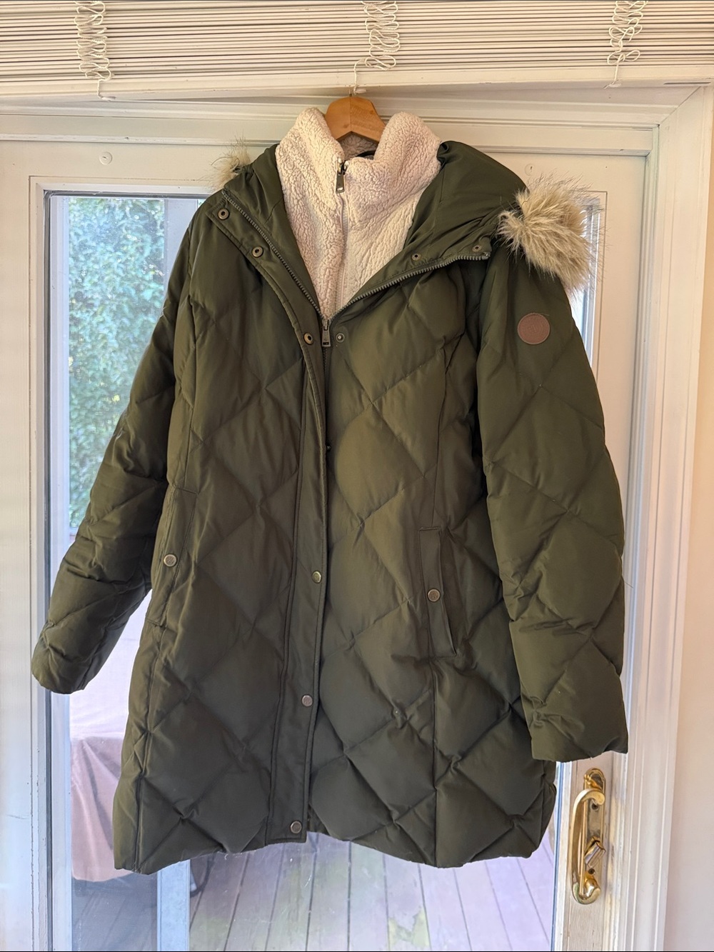 Ralph Lauren Women’s Dark Green Quilted Hooded DownWinter Coat with Faux Fur